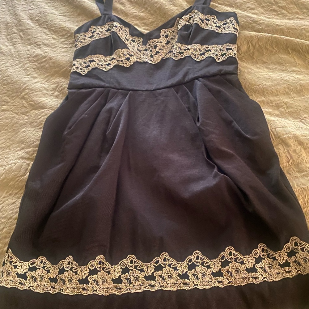 Lipsy London Blk / gold lace Mini dress Sz 10